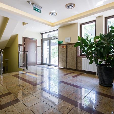 Apartamenty Wielopole Krasków Εξωτερικό φωτογραφία