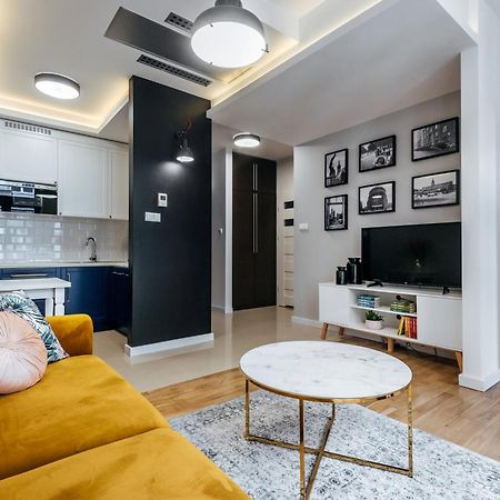 Apartamenty Wielopole Krasków Εξωτερικό φωτογραφία