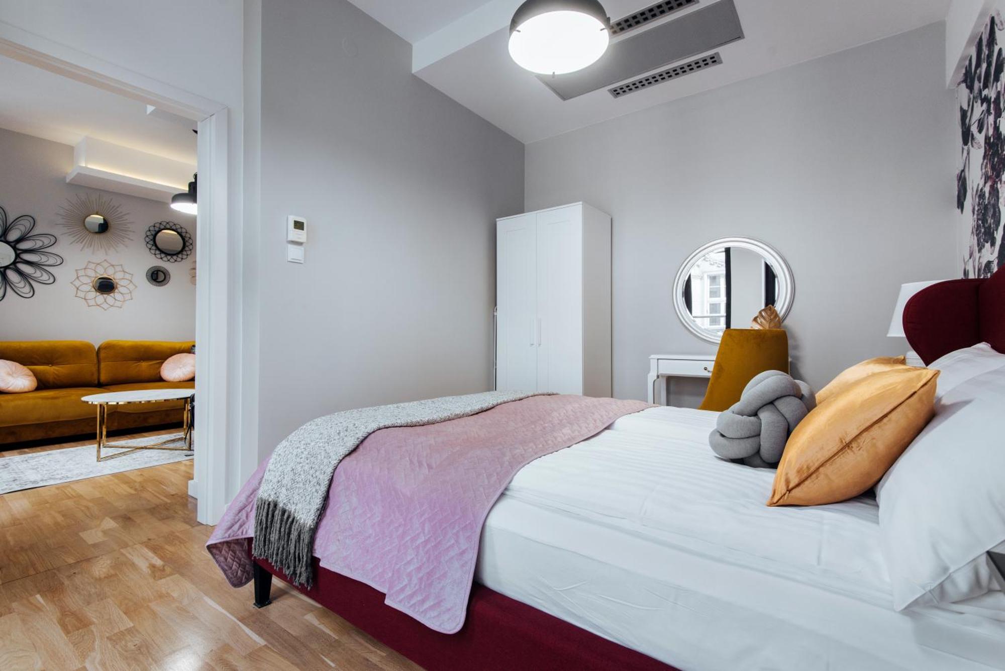 Apartamenty Wielopole Krasków Εξωτερικό φωτογραφία